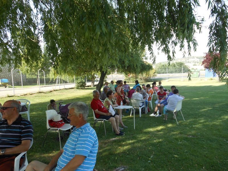 UNA EXPERIENCIA DE INTEGRACIÓN Y CONVIVENCIA EN LA COMUNIDAD
