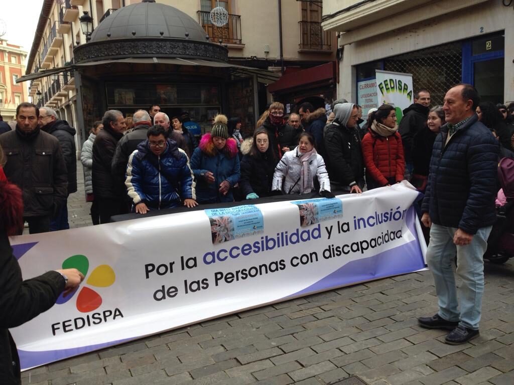 Fundacion personas participa en el acto de lectura del manifiesto en el día de la discapacidad