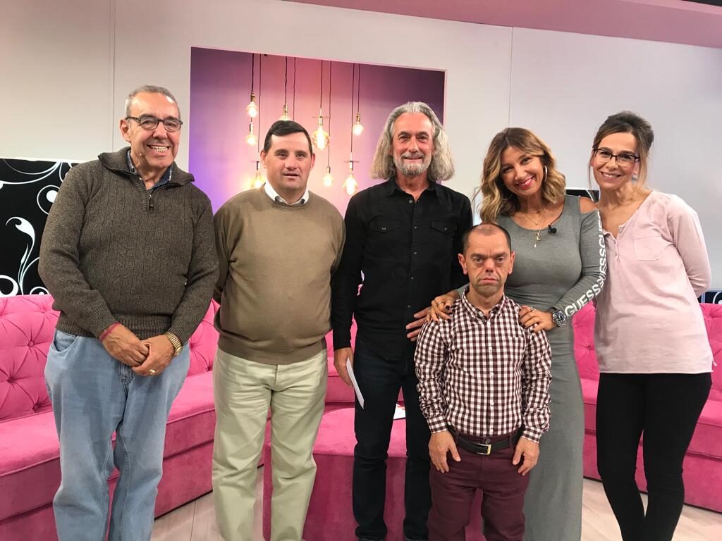 La Exposición de dibujos de Manuel Borja IGUALES; SINONIMOS Y DIFERENTES, desde la Biblioteca pública de Palencia al programa Vamos a Ver de RTVCYL