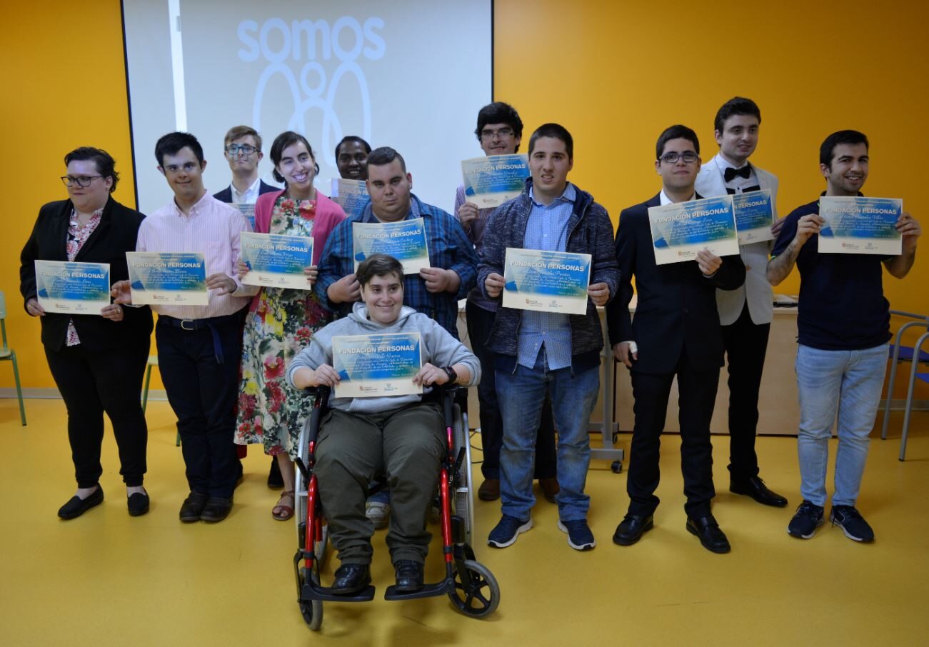 Graduación de alumnos de la primera promoción del Ciclo Profesional Básico en Servicios Administrativo