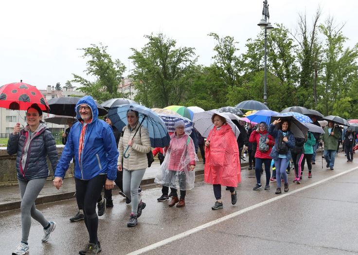 Éxito en la 46 Marcha Aspanis a pesar de la lluvia