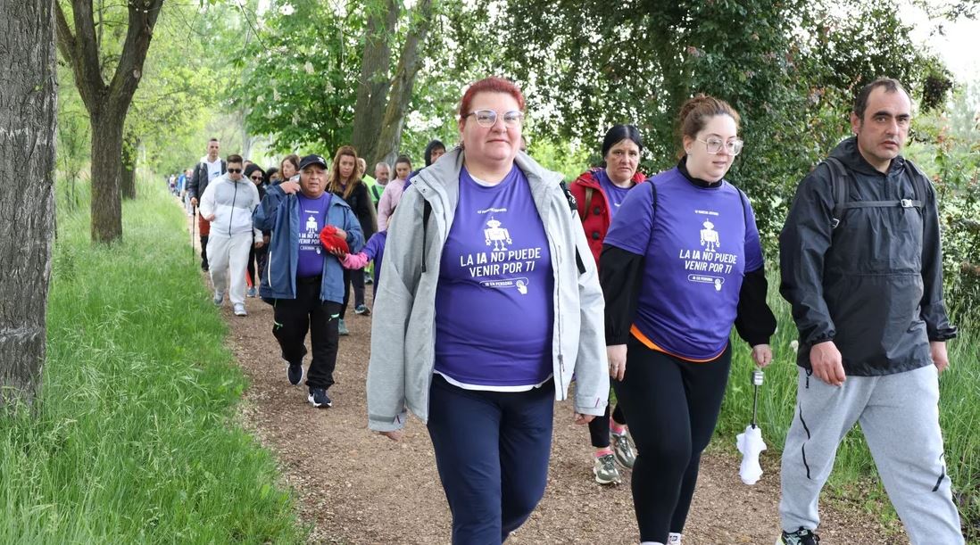 Cerca de mil personas respaldan la Marcha Aspanis en una gran jornada solidaria en Palencia